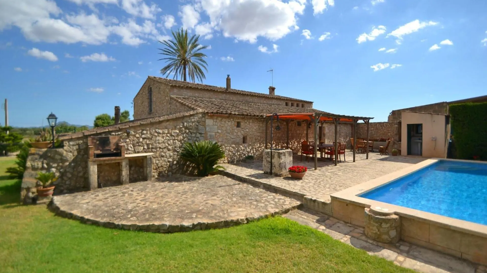Belvilla By Oyo Albadallet Vilafranca De Bonany 0*,